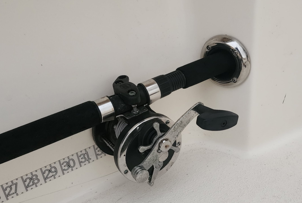 fishing rod butt holder GAME SERIES In-Boat Rack Product Description Pole / Rod Butt End